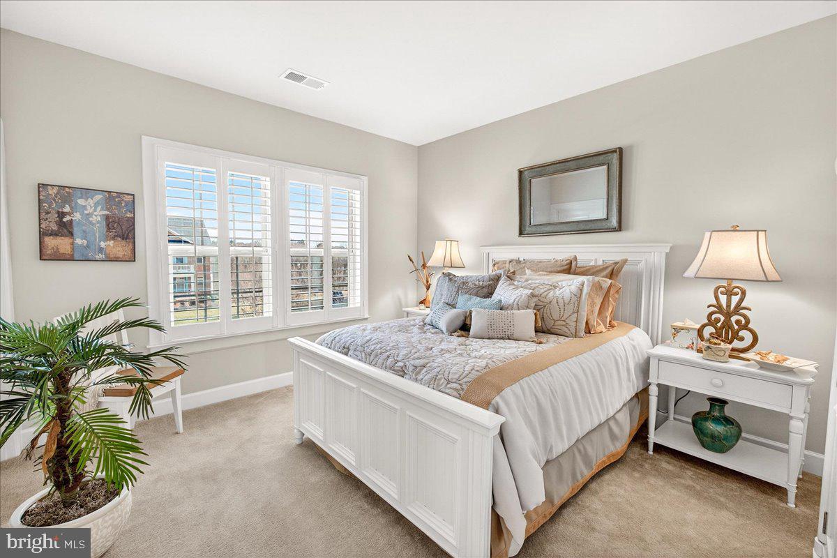 21217 Cracklin Road Laytonsville, MD 20882 - Photo 43 of 71 Bedroom 3 on upper level