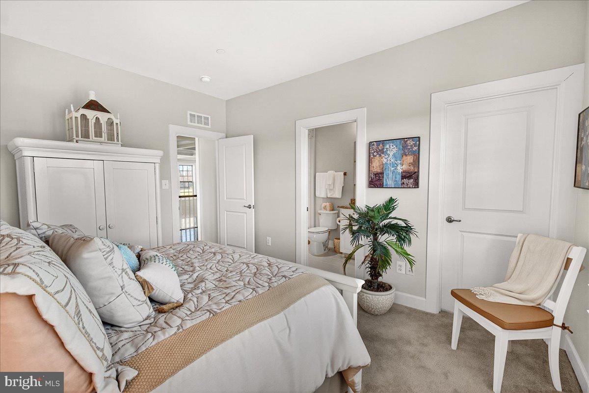 21217 Cracklin Road Laytonsville, MD 20882 - Photo 44 of 71 Bedroom 3 on upper level