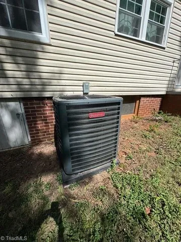 $190,000 | 700 Ontario Street, Winston-Salem, NC 27105