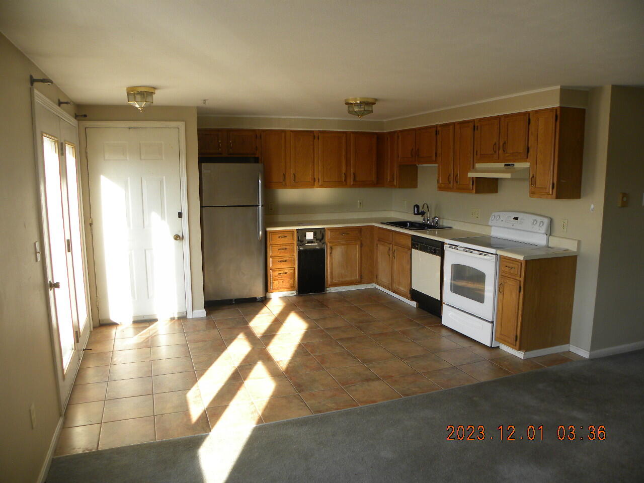 16 Mill Street, Unit 41 Springvale, ME 04083 - Photo 6 of 19 DSCN9032
