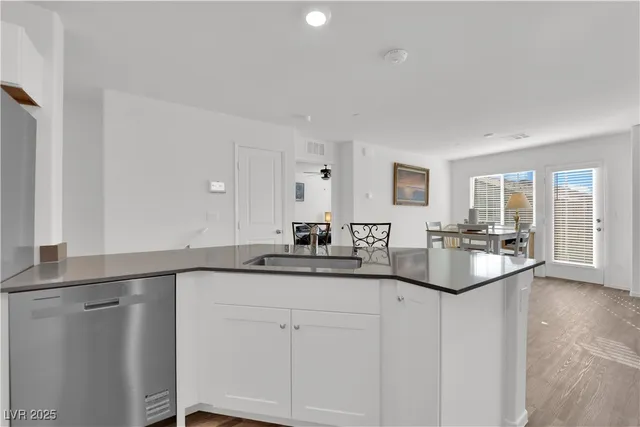 $300,000 | 7950 Pandora Sky Street, Unit 1, North Las Vegas, NV 89084