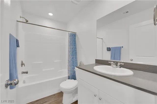 $300,000 | 7950 Pandora Sky Street, Unit 1, North Las Vegas, NV 89084