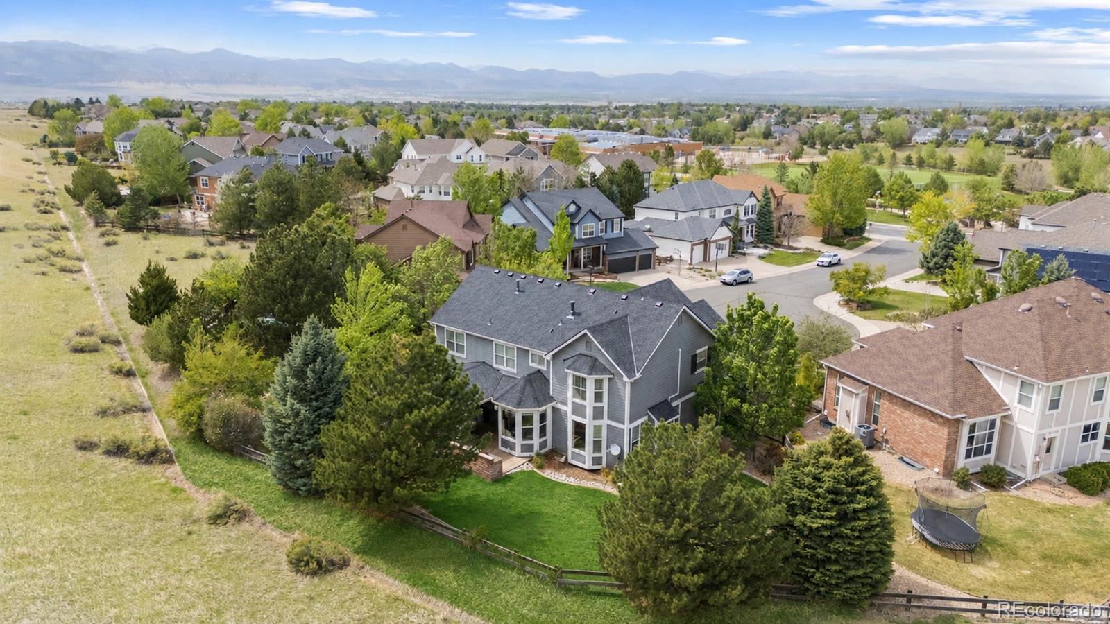 10660 Weathersfield Court Highlands Ranch, CO 80129 - Photo 3 of 44