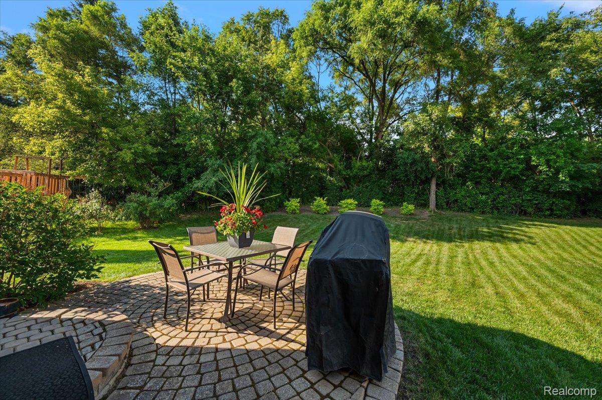 3359 Paddington Court Rochester, MI 48309 - Photo 61 of 63 09-3359 Paddington Ct-9.jpg