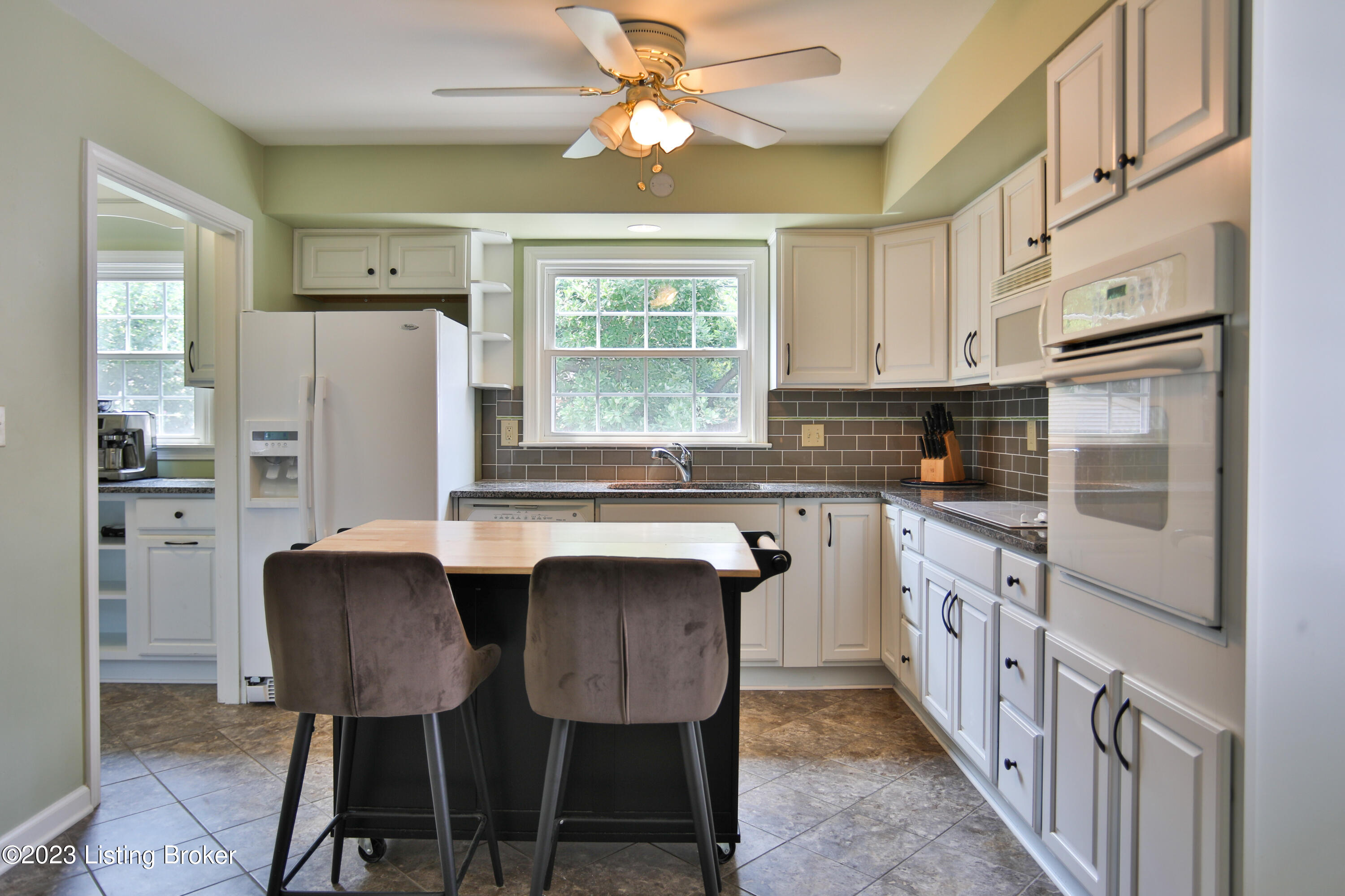 304 Brunswick Road Louisville, KY 40207 - Photo 14 of 45 304 Brunswick Rd-30