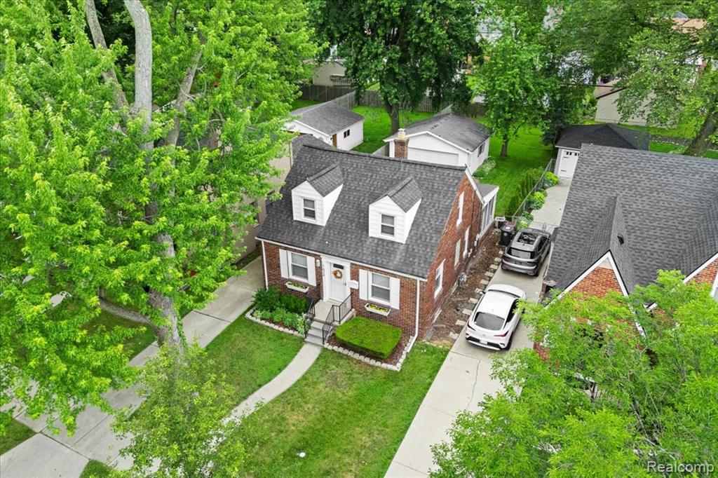1624 Hampton Road Grosse Pointe Woods, MI 48236 - Photo 31 of 38