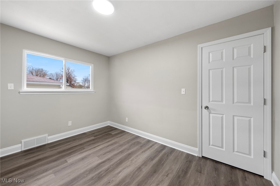 30305 Powell Road Willowick, OH 44095 - Photo 12 of 30