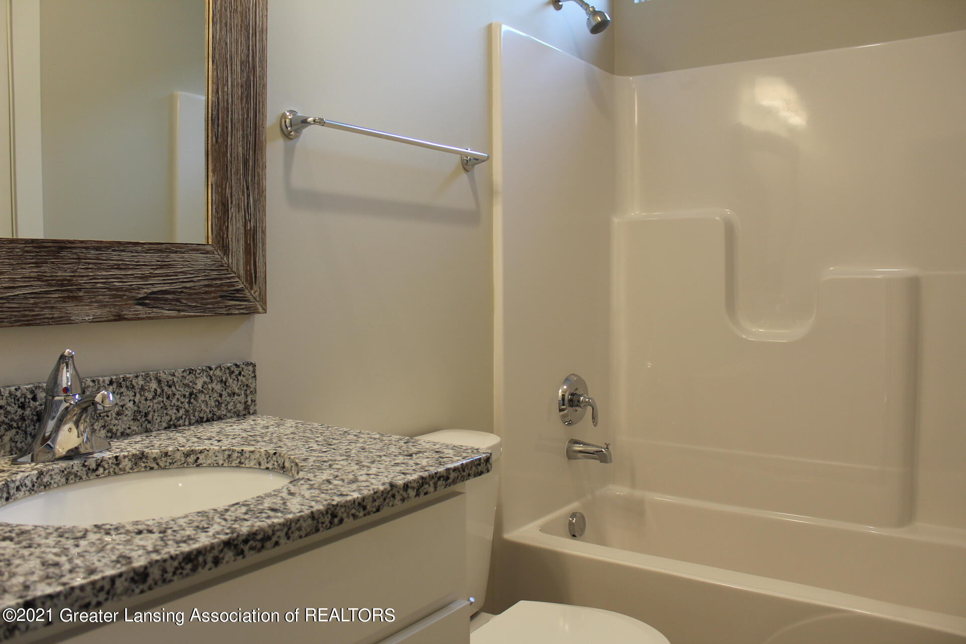 800 Starlight Way Perry, MI 48872 - Photo 37 of 50 IMG_2858