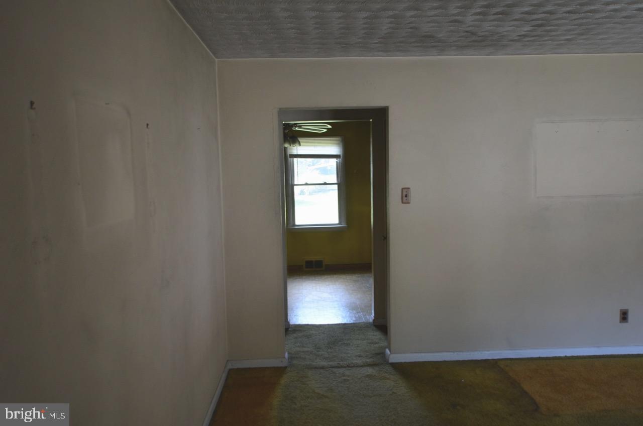 2162 Fineview Road York, PA 17406 - Photo 14 of 30 Gallery Image 14