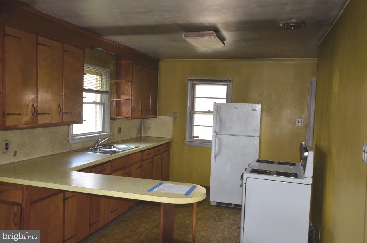 2162 Fineview Road York, PA 17406 - Photo 15 of 30 Gallery Image 15