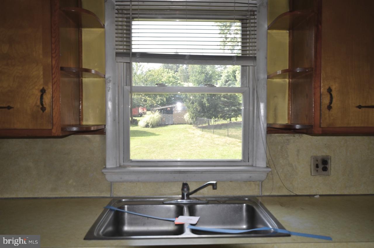 2162 Fineview Road York, PA 17406 - Photo 16 of 30 Gallery Image 16
