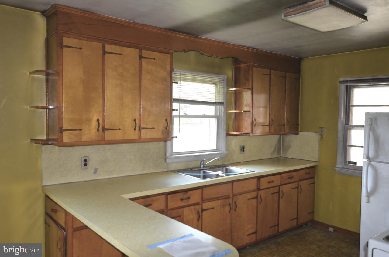 2162 Fineview Road York, PA 17406 - Photo 17 of 30 Gallery Image 17