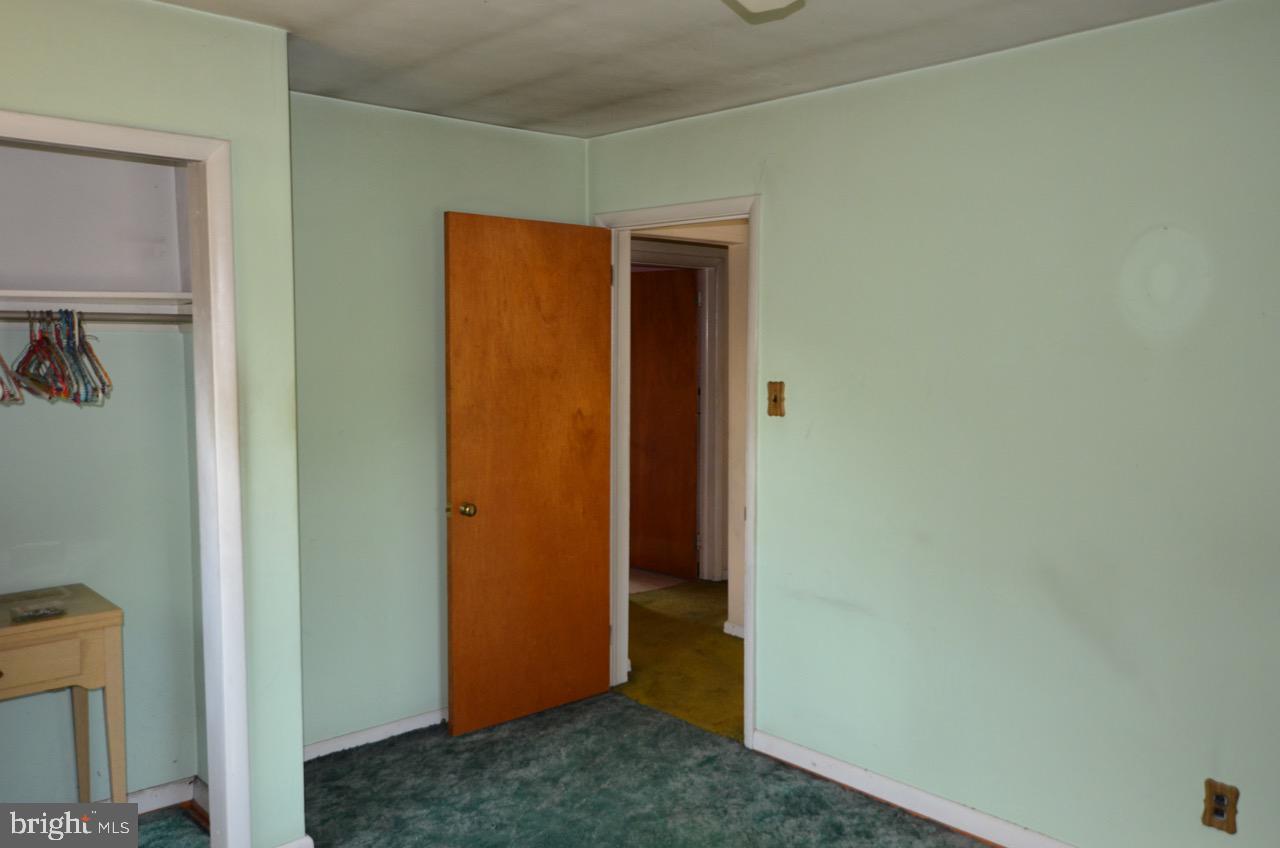 2162 Fineview Road York, PA 17406 - Photo 19 of 30 Gallery Image 19