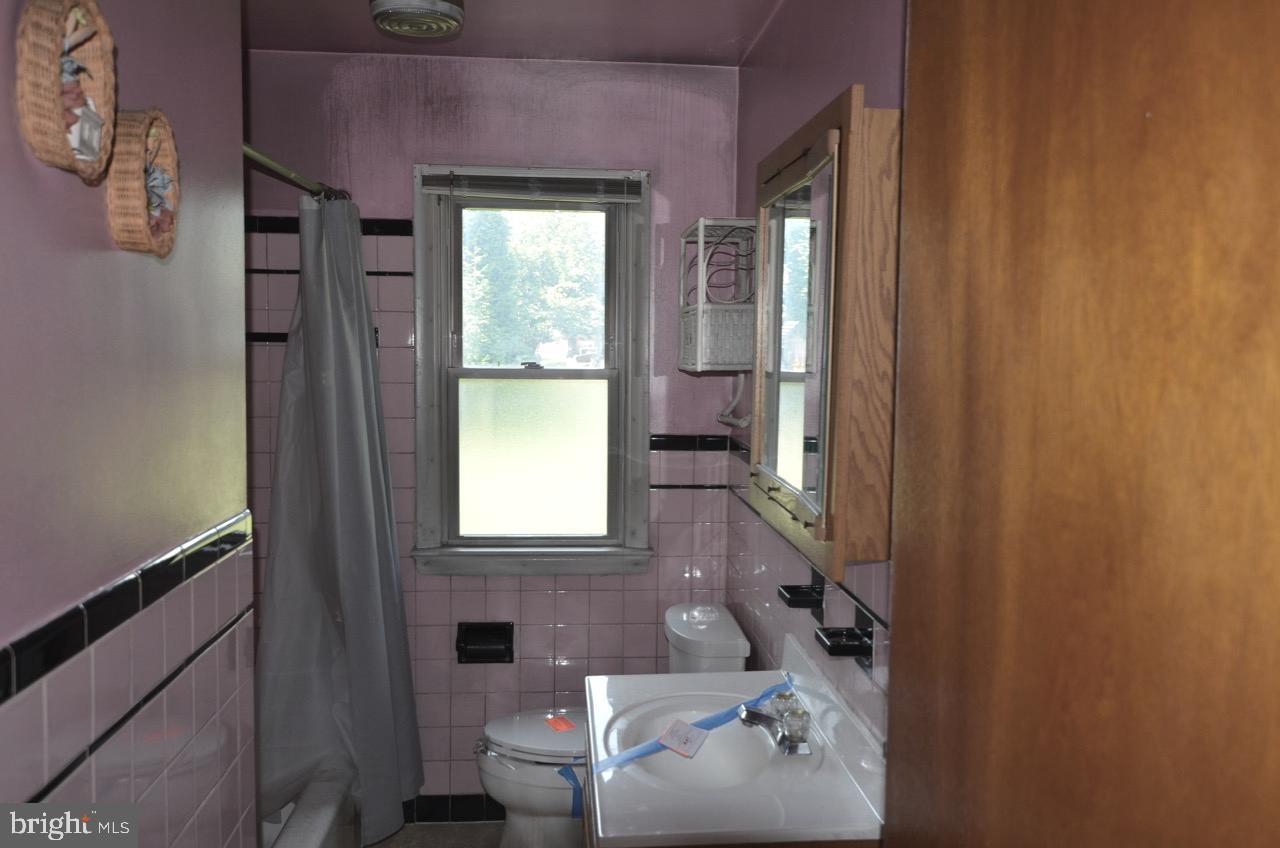 2162 Fineview Road York, PA 17406 - Photo 23 of 30 Gallery Image 23