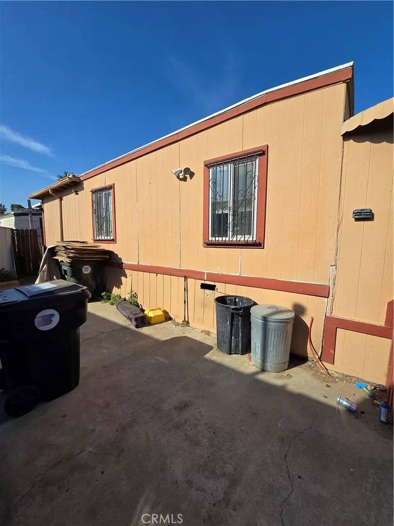 3319 Avalon Street, Unit 26 Riverside, CA 92509 - Photo 5 of 19