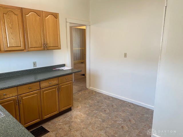 2646 East Main Street Springfield, OH 45503 - Photo 4 of 21 Gallery Image 4