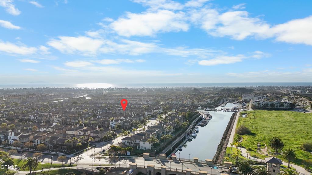 1365 Donegal Way Oxnard, CA 93035 - Photo 2 of 34 a view of a city