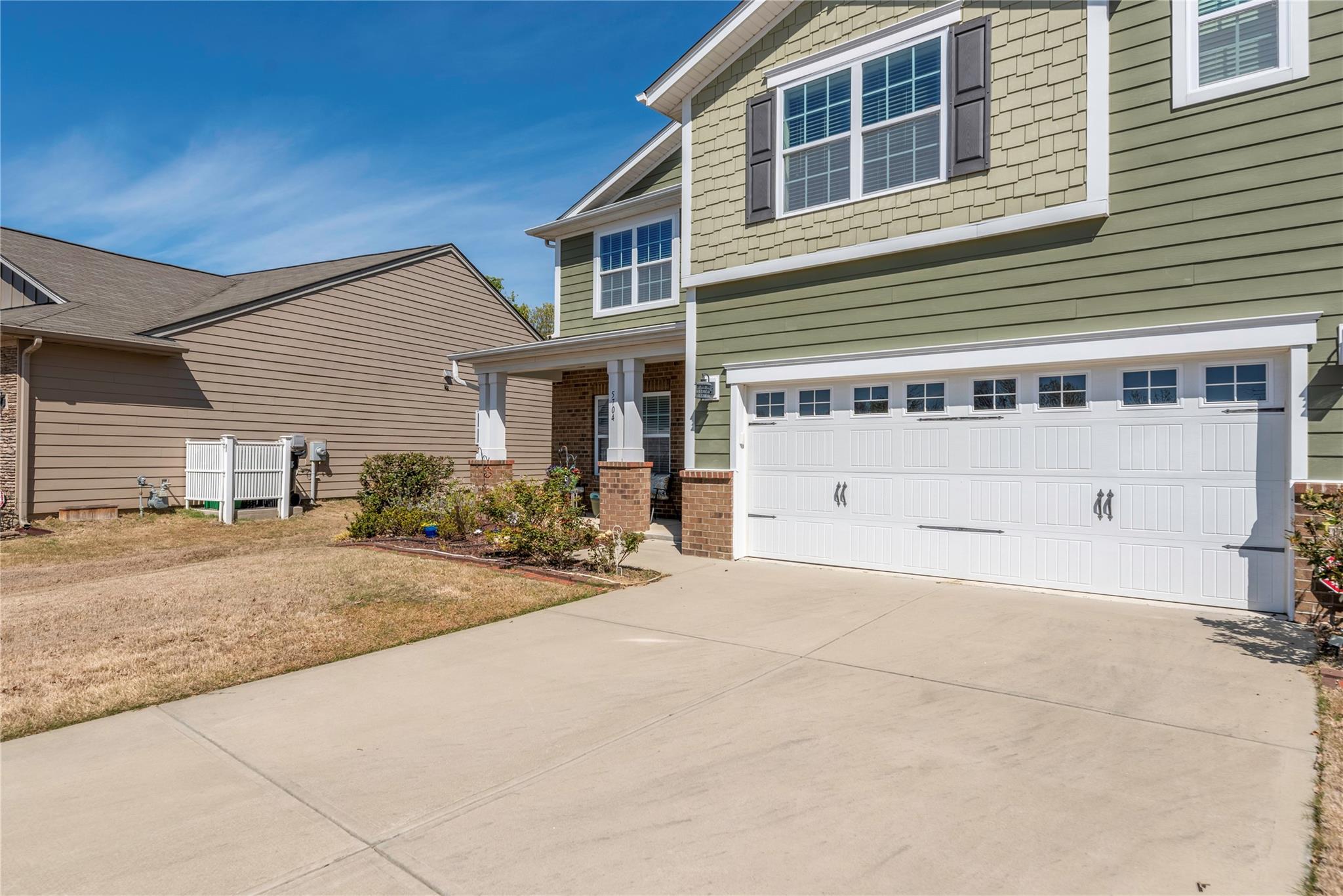 5704 Eleanor Rigby Road Charlotte, NC 28278 - Photo 2 of 35 Gallery Image 2