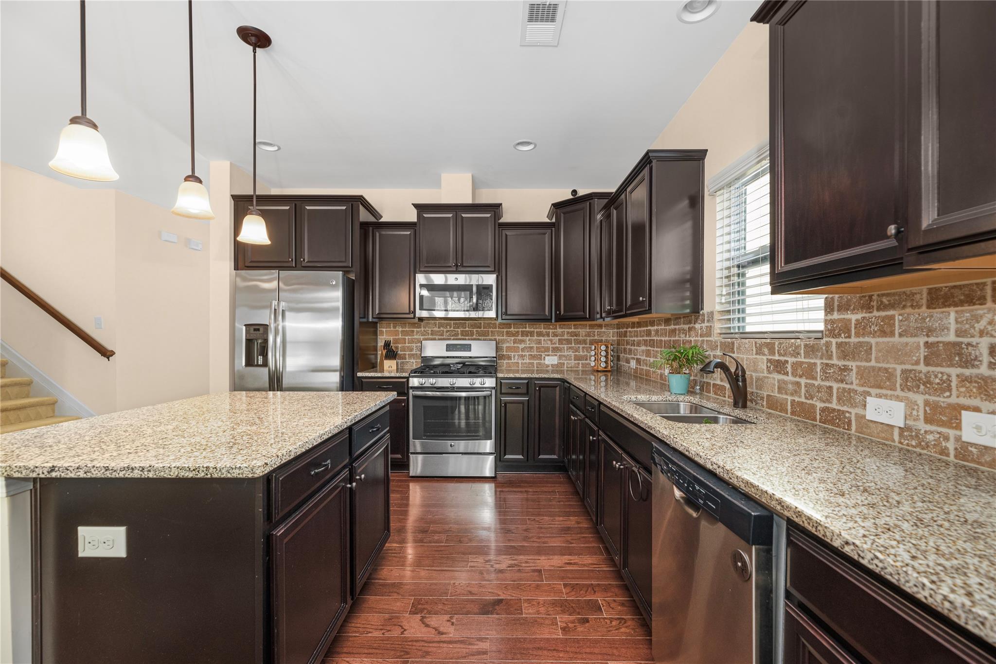 5704 Eleanor Rigby Road Charlotte, NC 28278 - Photo 6 of 35 Gallery Image 6