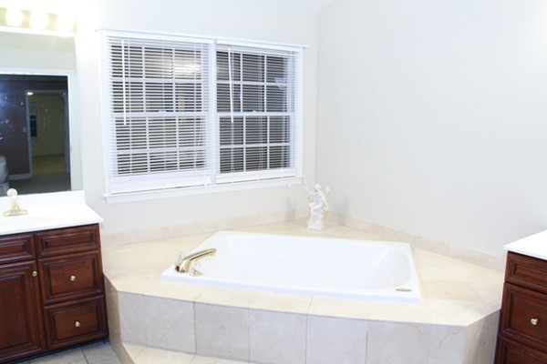 29 Greenwood Road Hopkinton, MA 01748 - Photo 17 of 26 Gallery Image 17