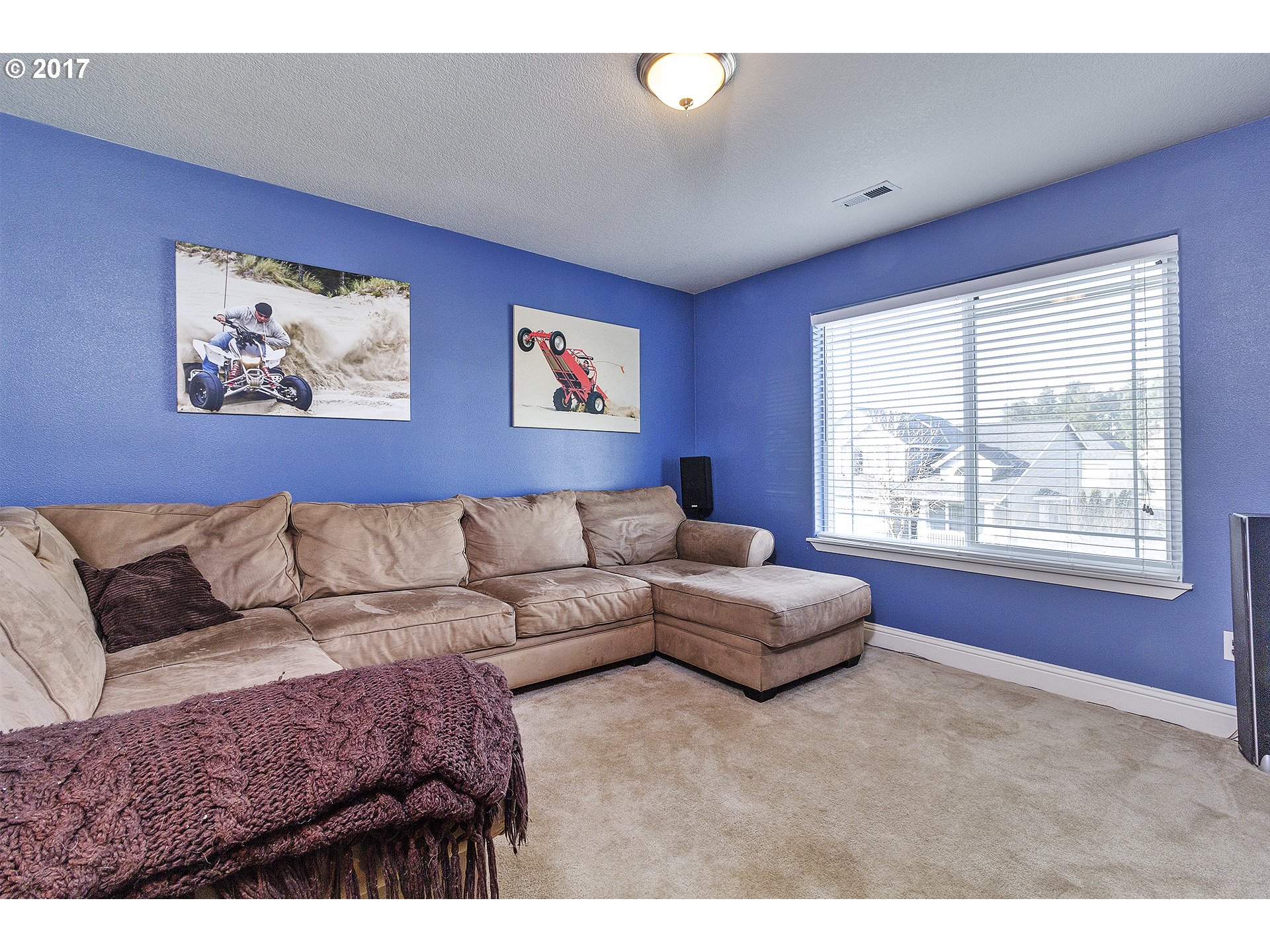 2773 North Fremont Street Cornelius, OR 97113 - Photo 18 of 24 a living room with furniture and a large window
