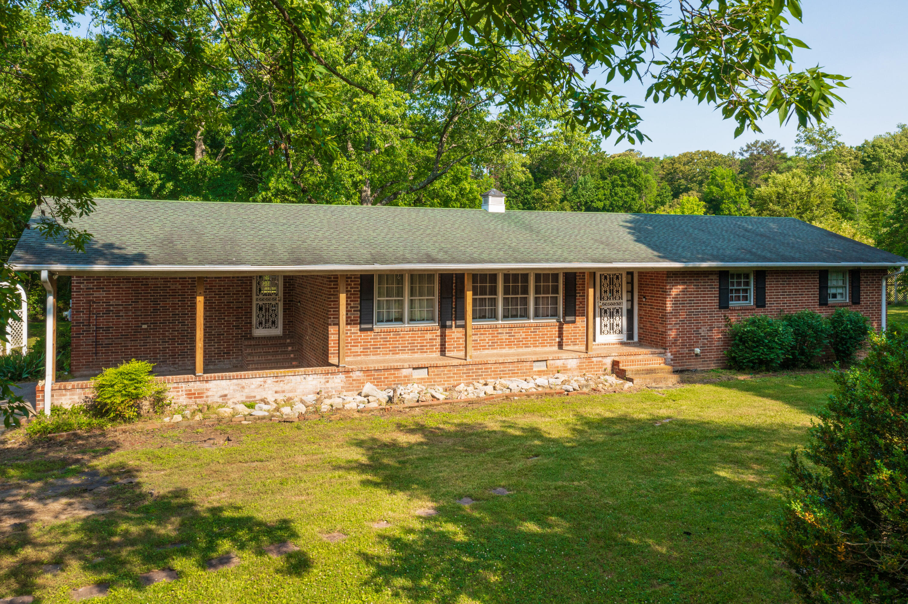 6421 Ooltewah Georgetown Road Ooltewah, TN 37363 - Photo 2 of 16 Front