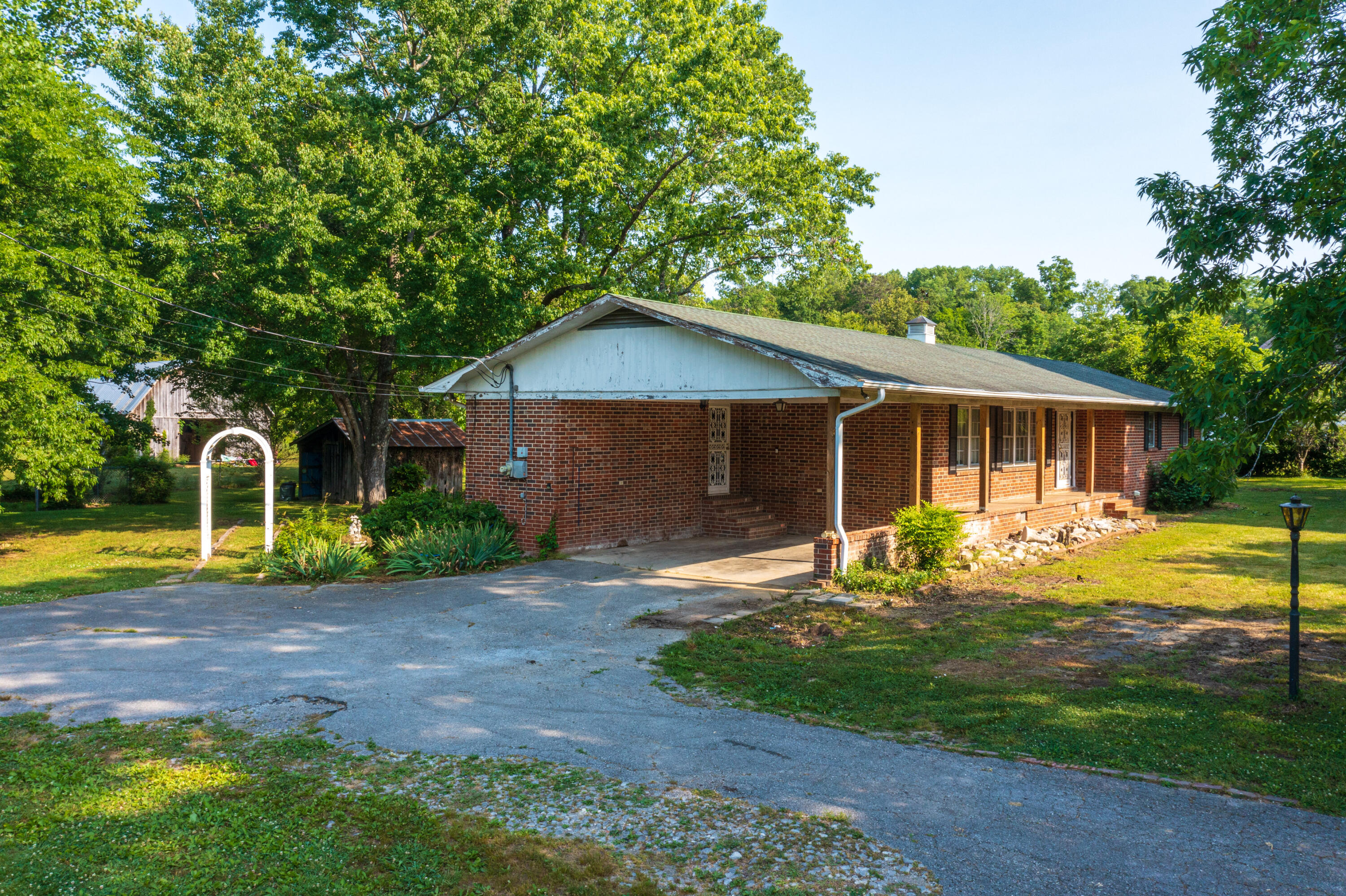 6421 Ooltewah Georgetown Road Ooltewah, TN 37363 - Photo 3 of 16 Side