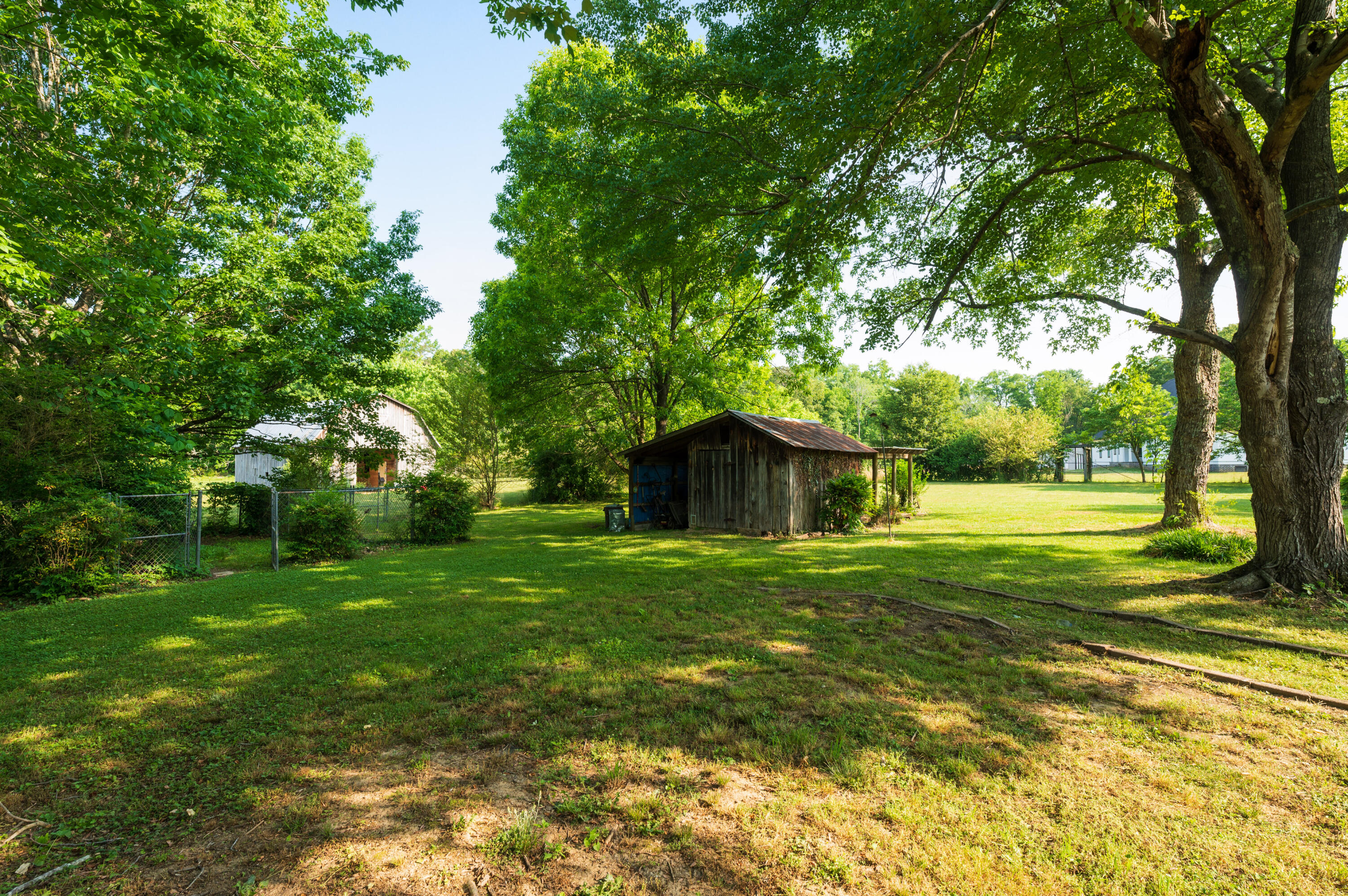 6421 Ooltewah Georgetown Road Ooltewah, TN 37363 - Photo 8 of 16 Back yard