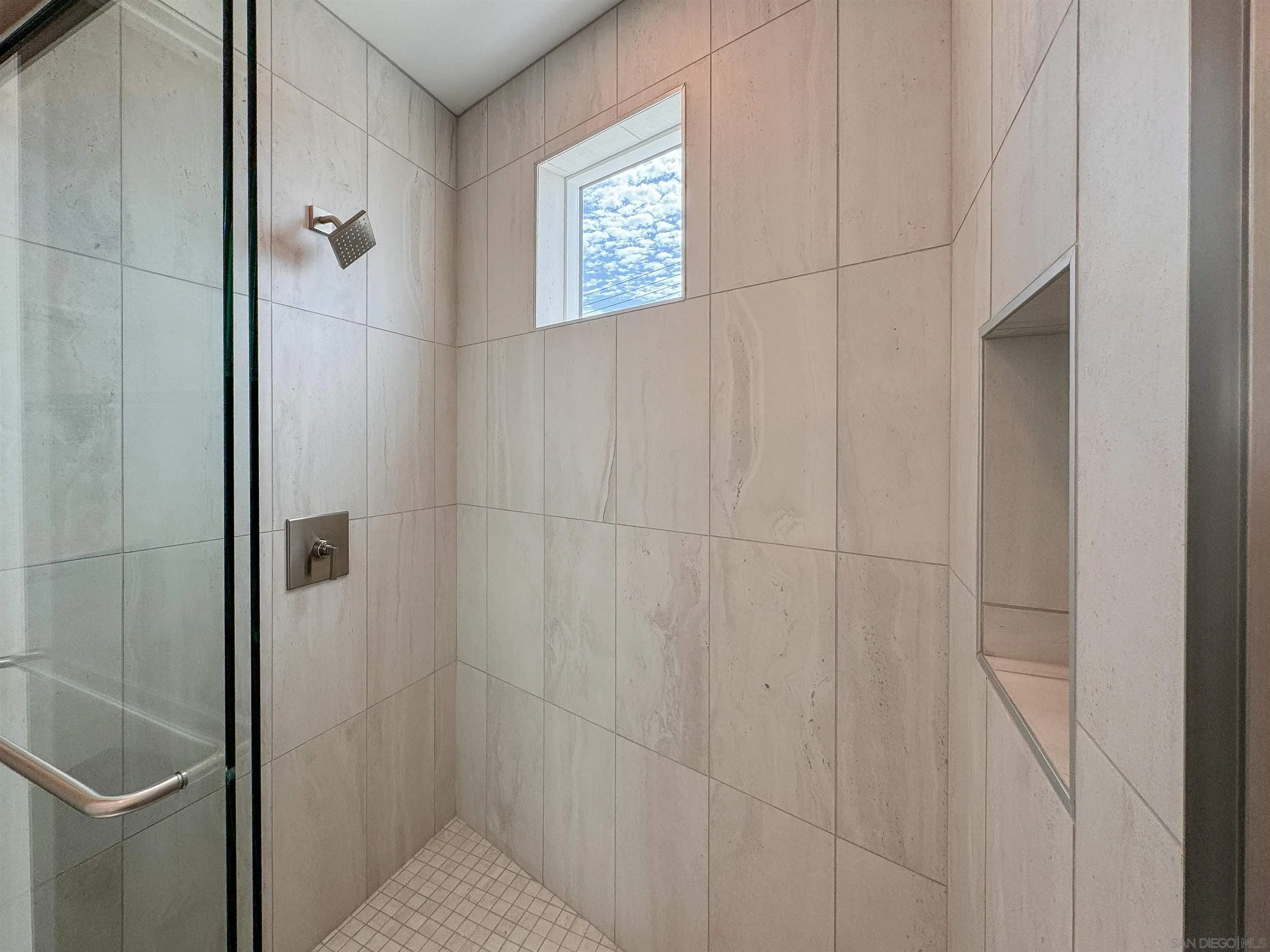 7290 Ponto Drive North, Unit 7302 Carlsbad, CA 92011 - Photo 48 of 55 a view of a bathroom