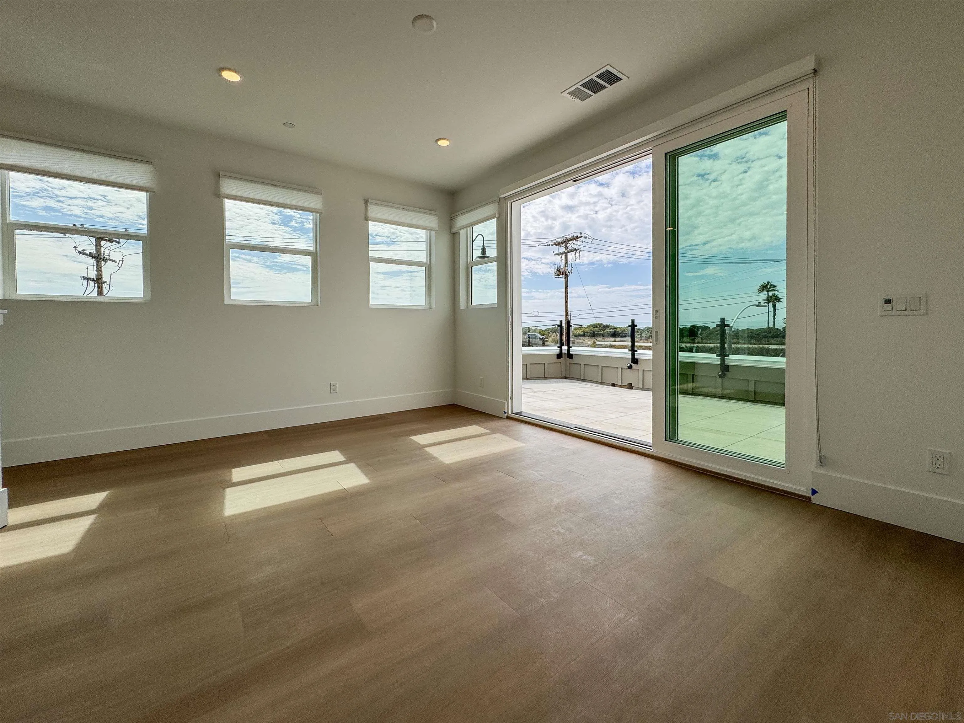 7290 Ponto Drive North, Unit 7302 Carlsbad, CA 92011 - Photo 52 of 55 a view of a room with window