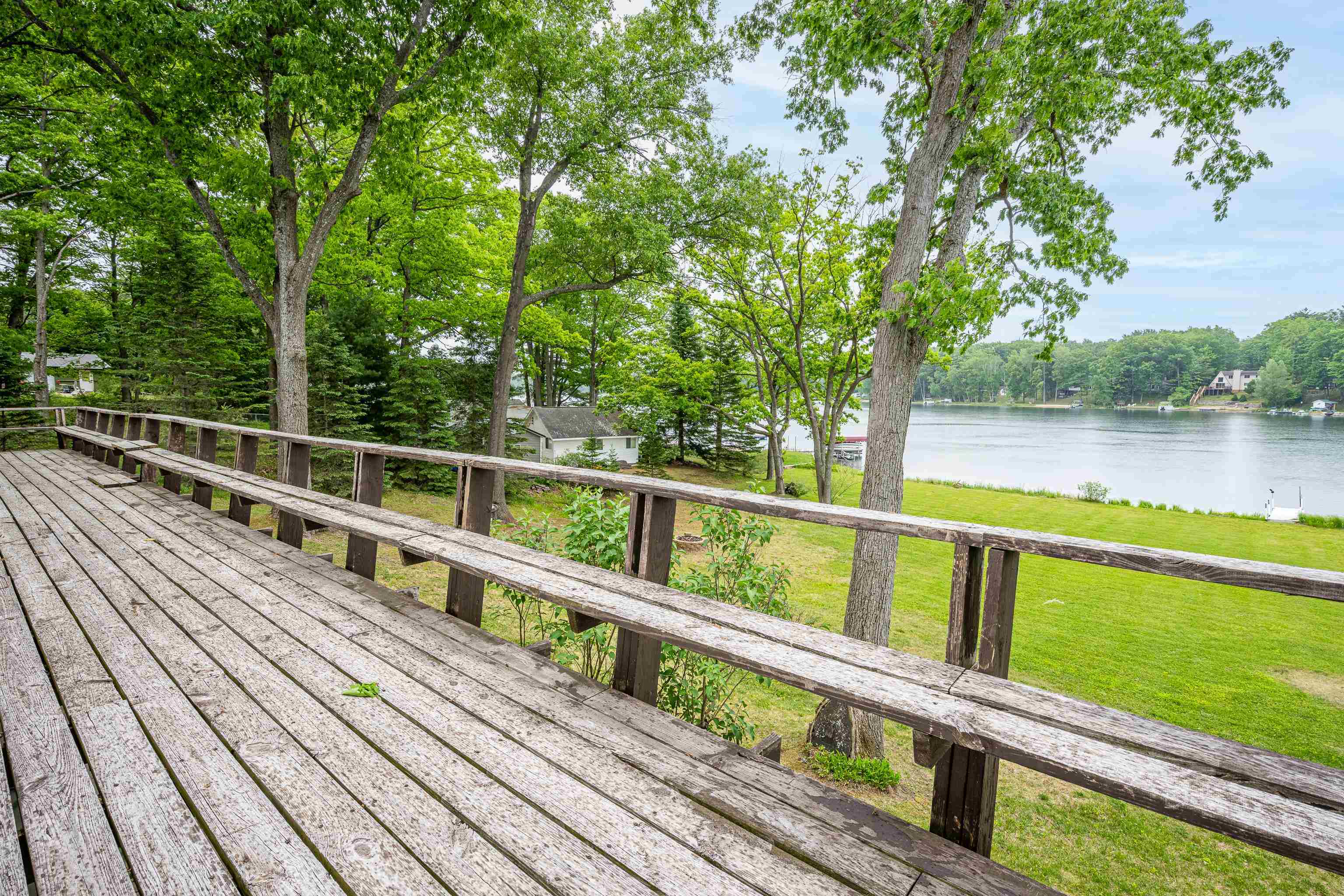 3152 Van Deusen Road Harrison, MI 48625 - Photo 43 of 97