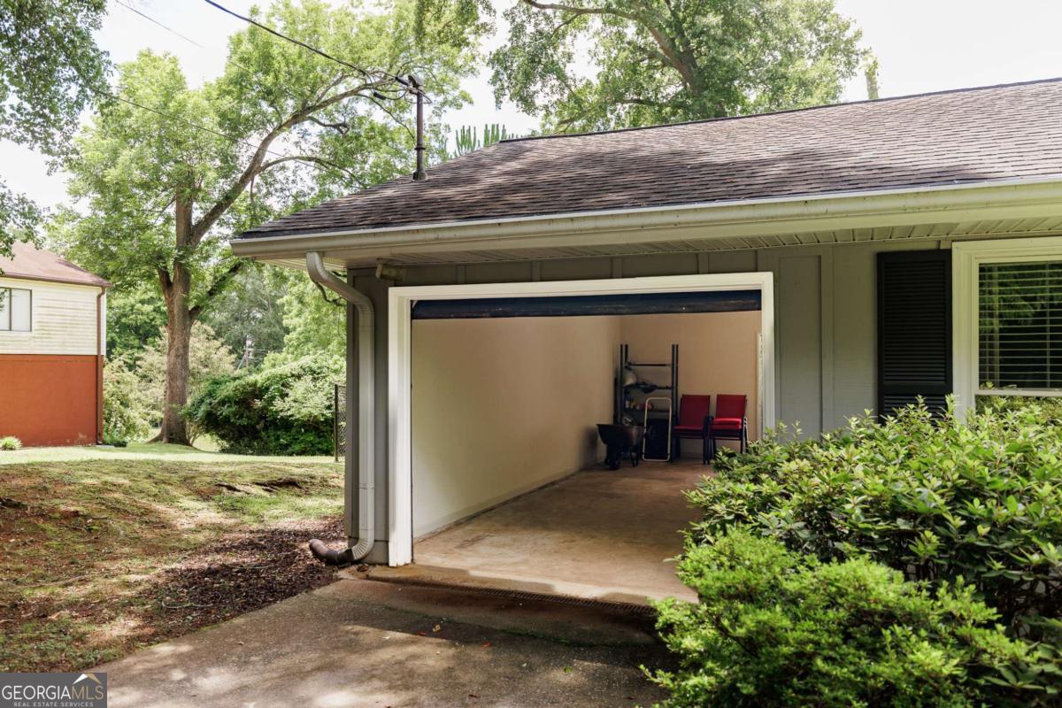 168 Pearl Street Athens, GA 30601 - Photo 35 of 43 a view of a house with a outdoor space