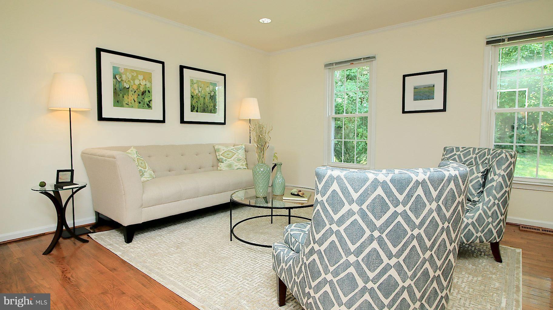 6740 Churchill Road McLean, VA 22101 - Photo 16 of 24 Living Room