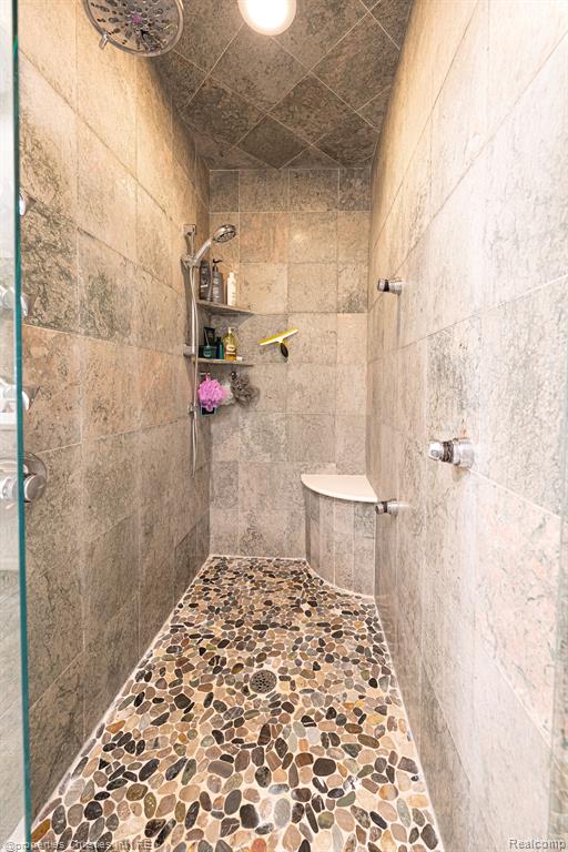 116 Endicott Road Bloomfield Hills, MI 48304 - Photo 33 of 77