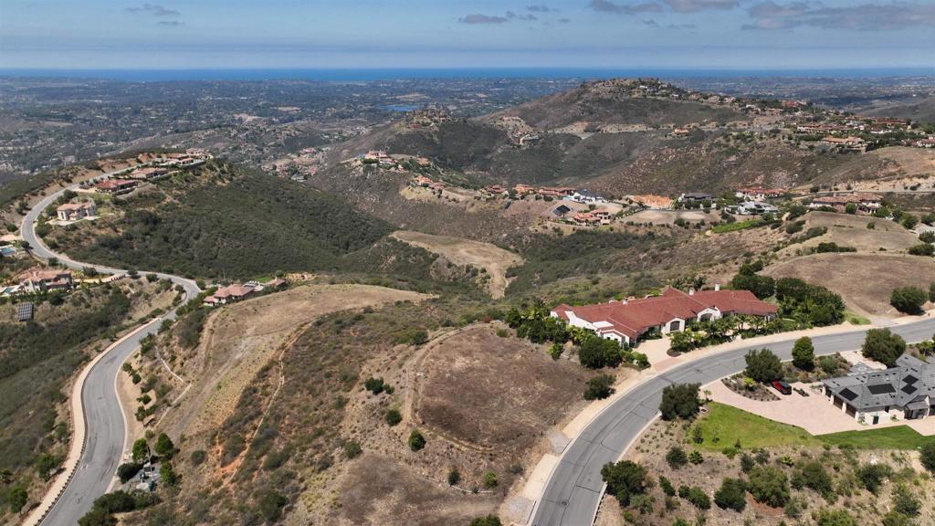 8473-75 Via Rancho Cielo Rancho Santa Fe, CA 92067 - Photo 5 of 31