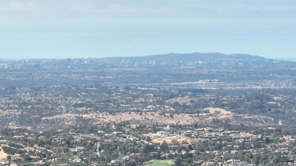 8473-75 Via Rancho Cielo Rancho Santa Fe, CA 92067 - Photo 10 of 31