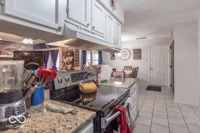 $299,900 | 609 Nelson Drive, Brownsburg, IN 46112