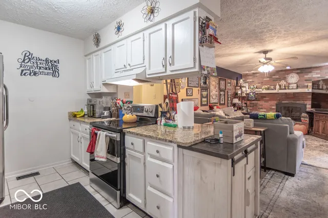 $299,900 | 609 Nelson Drive, Brownsburg, IN 46112