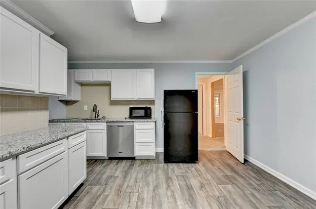 $550,000 | 460 Bay Grove Road Southeast, Loganville, GA 30052