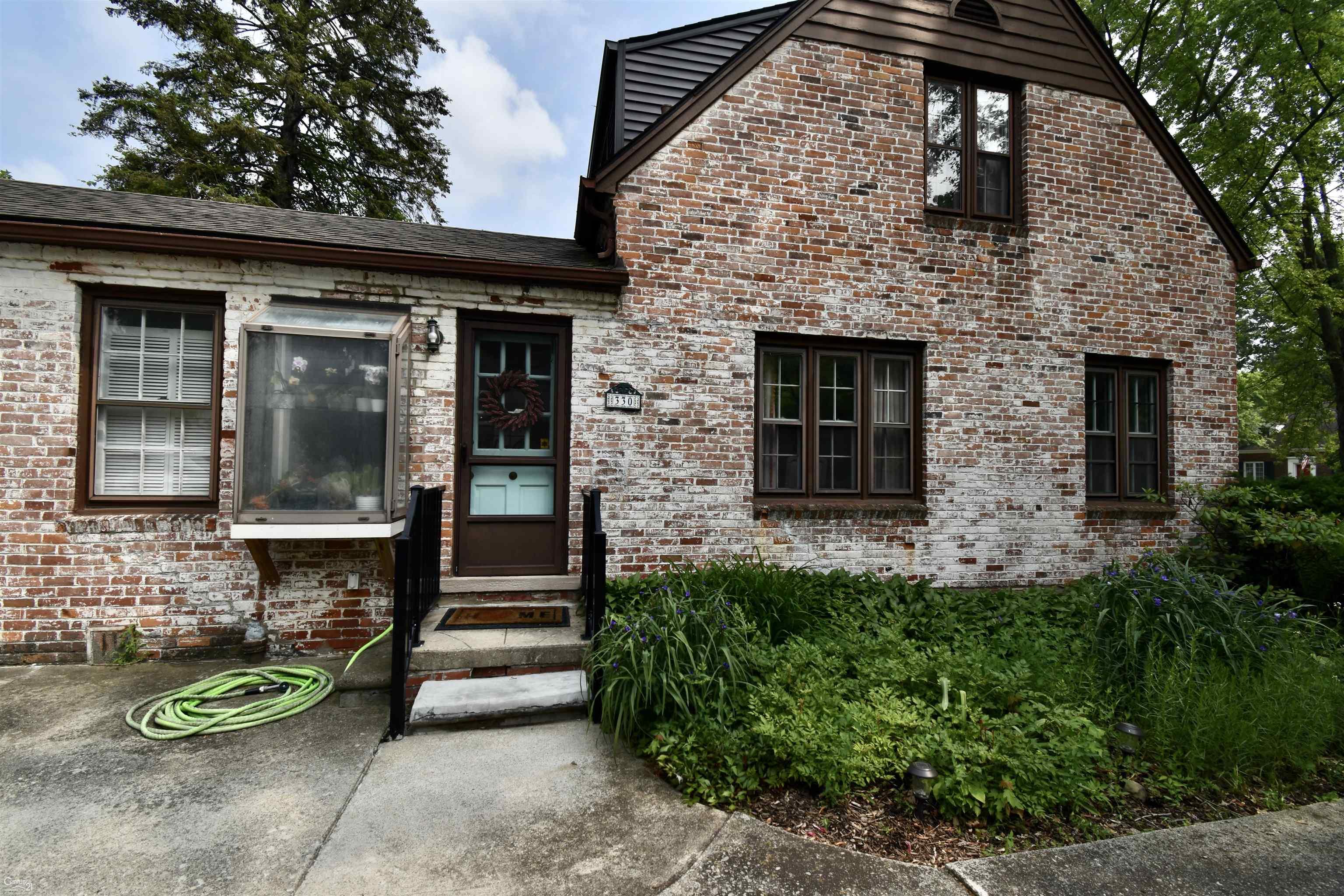 330 Kerby Road Grosse Pointe Farms, MI 48236 - Photo 33 of 34
