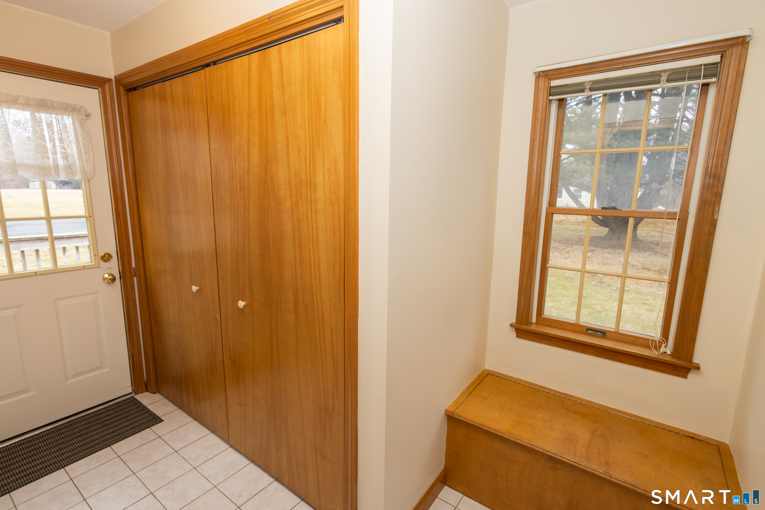 352 Carter Lane Southington, CT 06489 - Photo 14 of 40 a view of an empty room with window