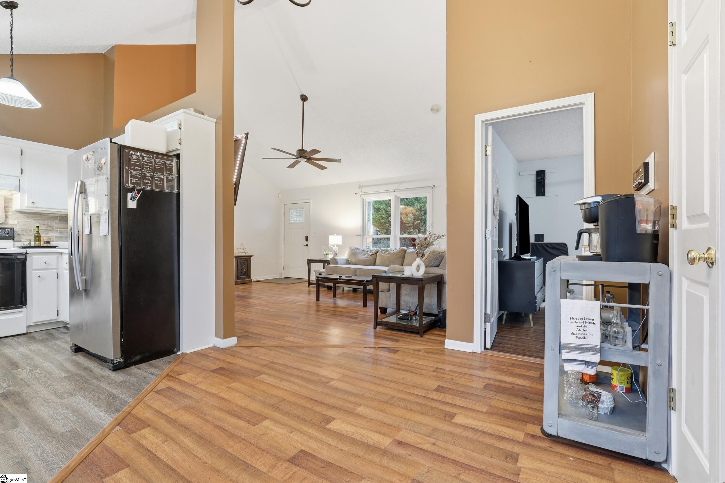 448 Timberview Lane Simpsonville, SC 29681 - Photo 7 of 31