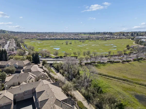 $425,000 | 1009 Esplanade Circle, Folsom, CA 95630