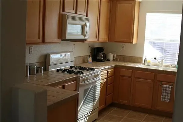 $425,000 | 1009 Esplanade Circle, Folsom, CA 95630