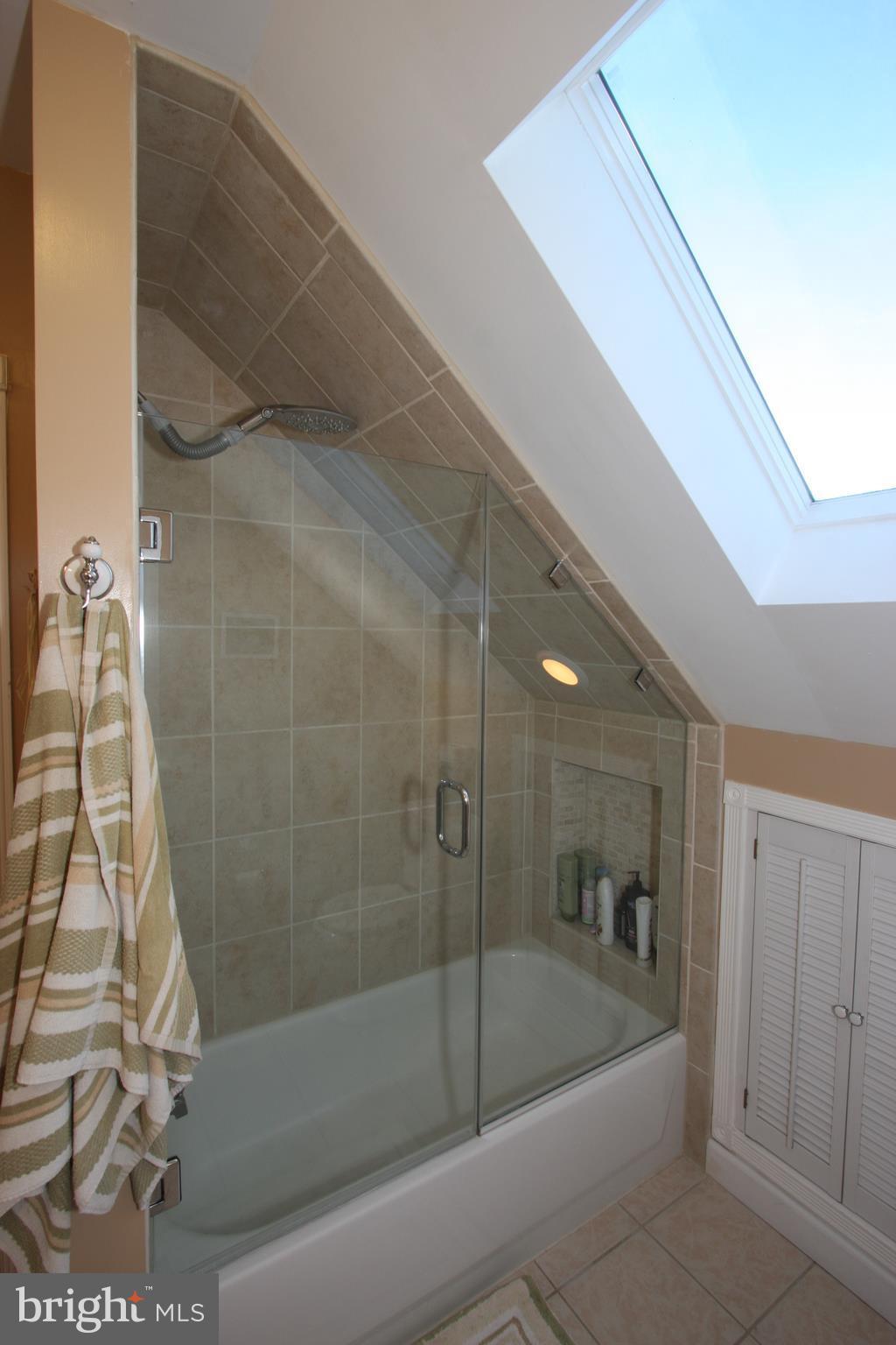 781 Powhatan Beach Road Pasadena, MD 21122 - Photo 21 of 21 Bath
