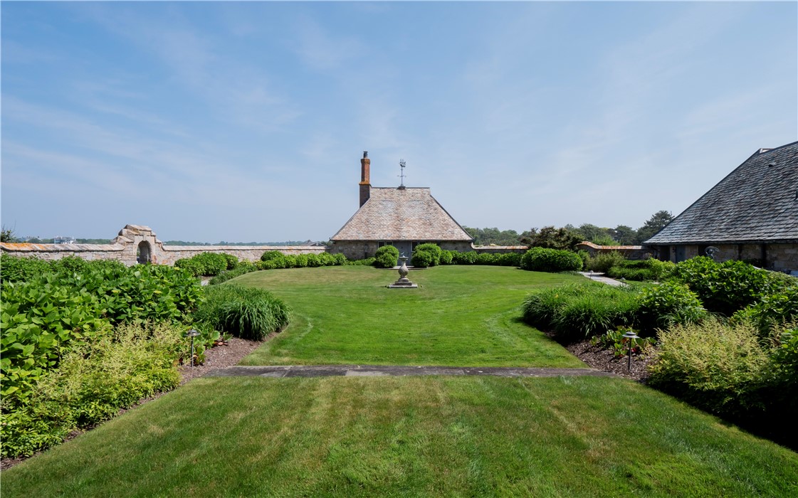 57 Ledge Road, Unit 2 Newport, RI 02840 - Photo 46 of 50 Courtyard view across from the private entry.