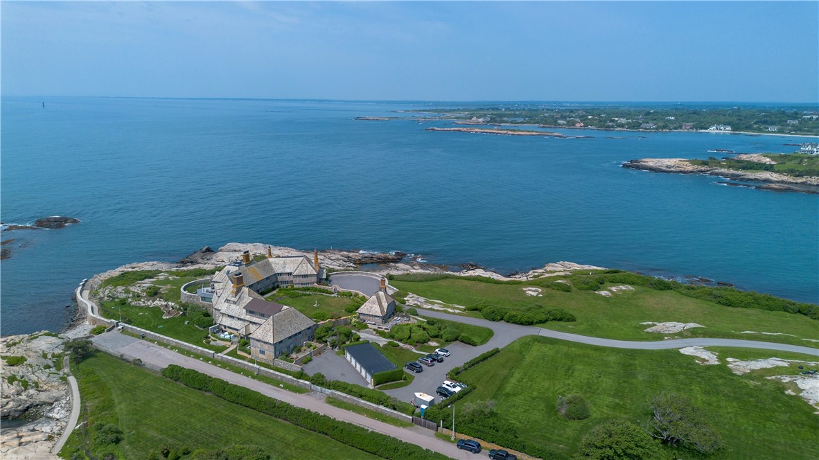 57 Ledge Road, Unit 2 Newport, RI 02840 - Photo 48 of 50 The Waves