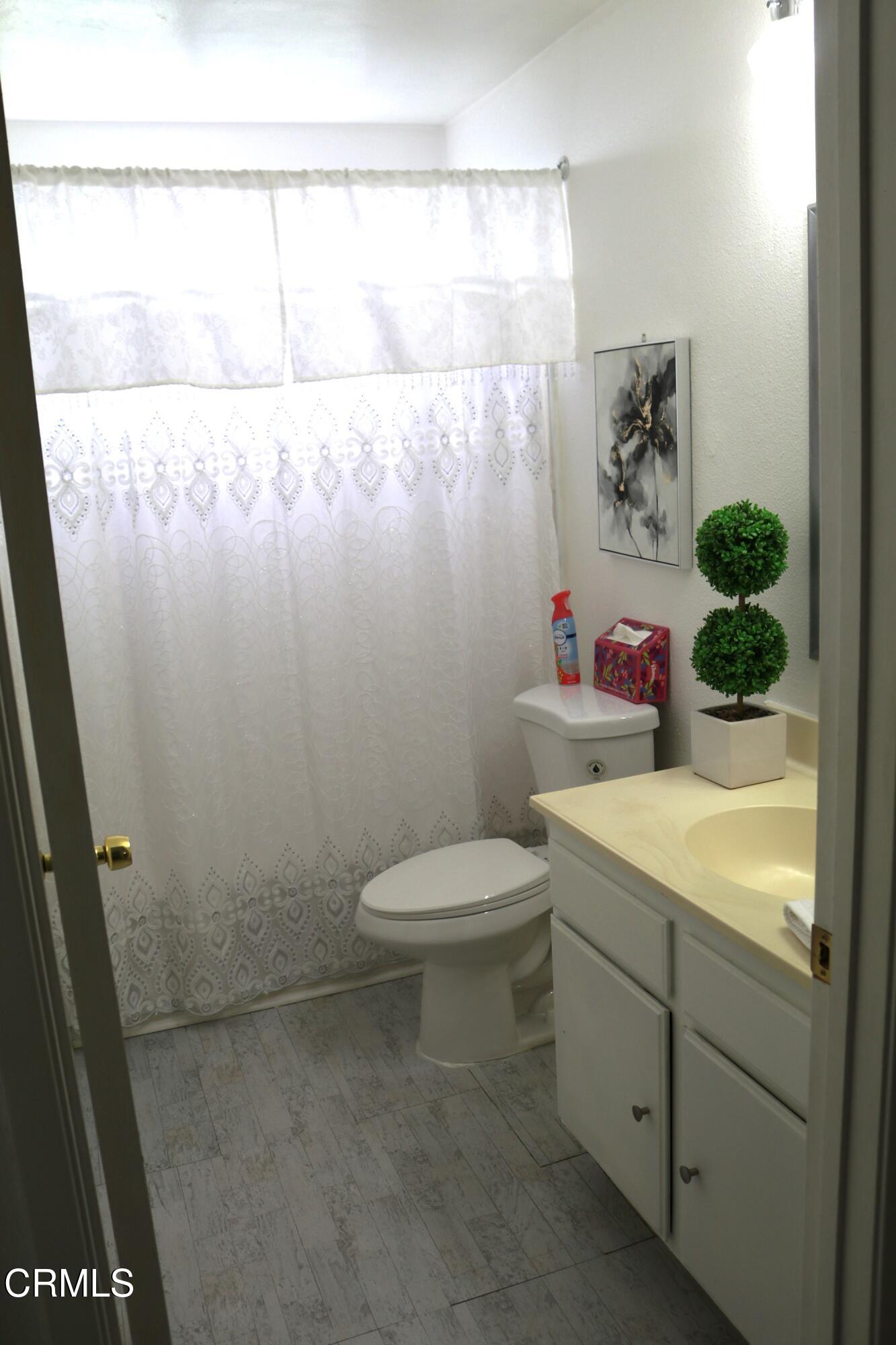 6232 Country View Lane Riverside, CA 92504 - Photo 13 of 20 IMG_3393