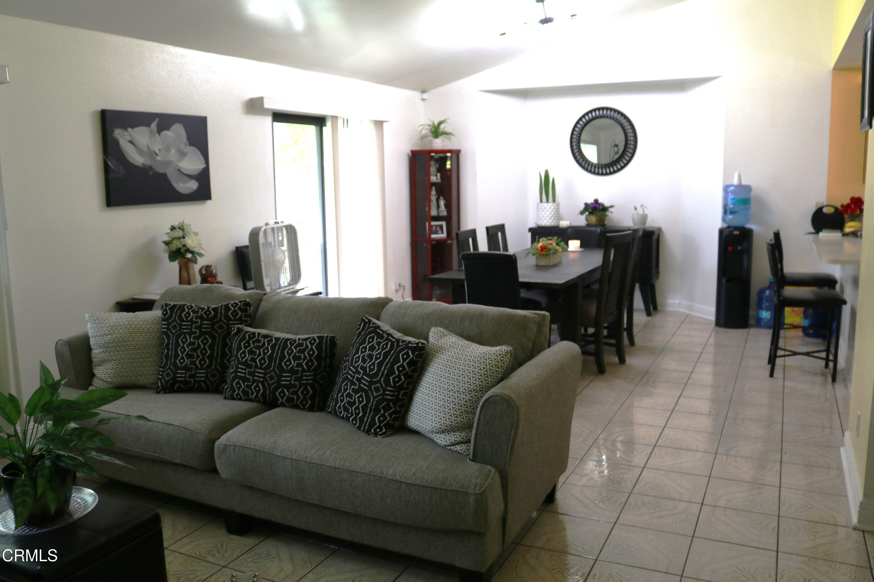 6232 Country View Lane Riverside, CA 92504 - Photo 2 of 20 IMG_3414