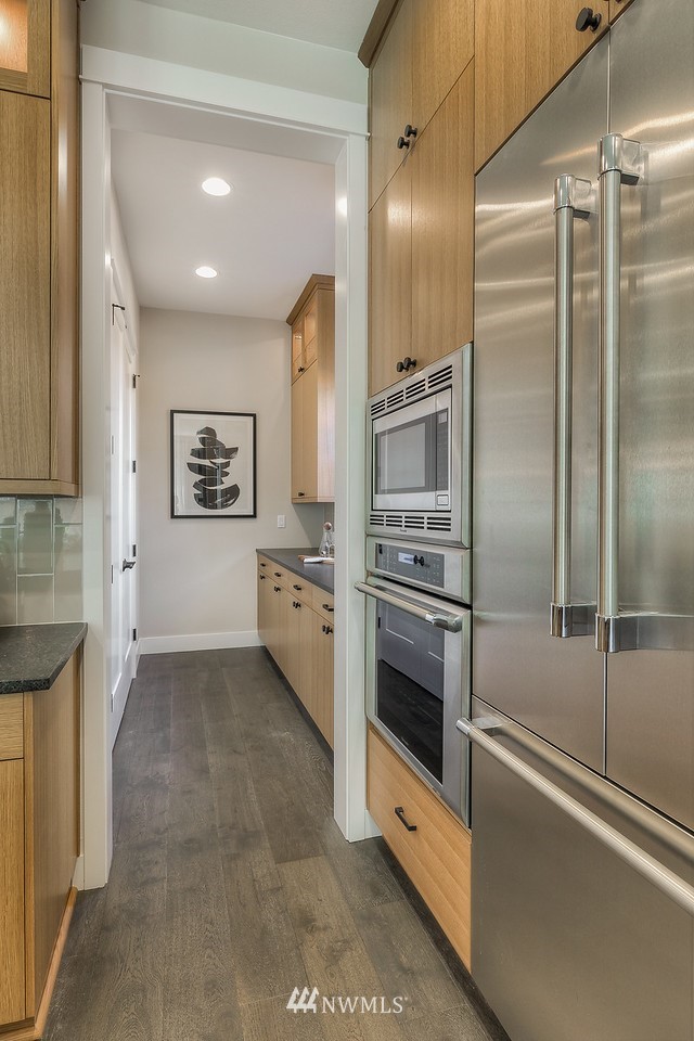 21809 34th Drive Southeast, Unit 17 Bothell, WA 98021 - Photo 9 of 25 Gallery Image 9